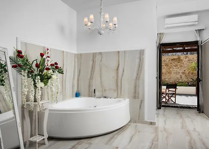 Pozzi Di Lusso Chania (Crete)